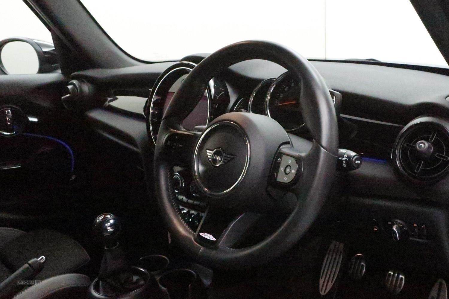 Mar 2022 MINI HATCHBACK 1.5 Cooper Sport 5dr