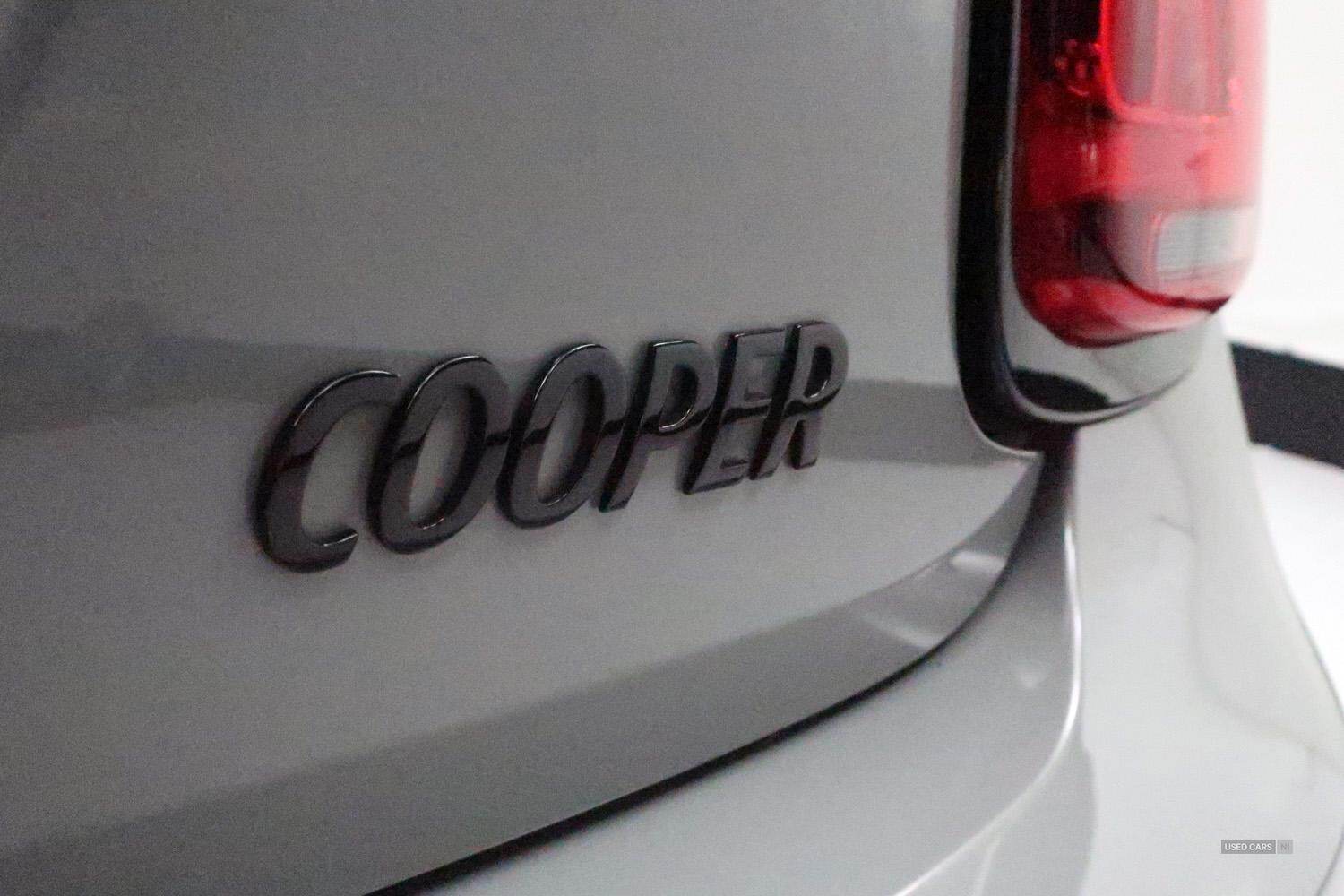 Mar 2022 MINI HATCHBACK 1.5 Cooper Sport 5dr