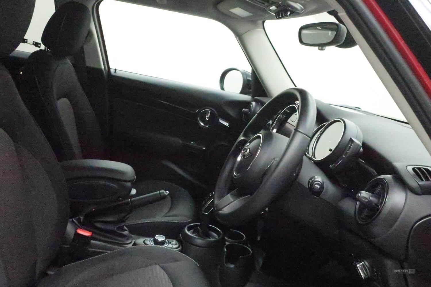 Feb 2022 MINI HATCHBACK 1.5 Cooper Classic 5dr Auto
