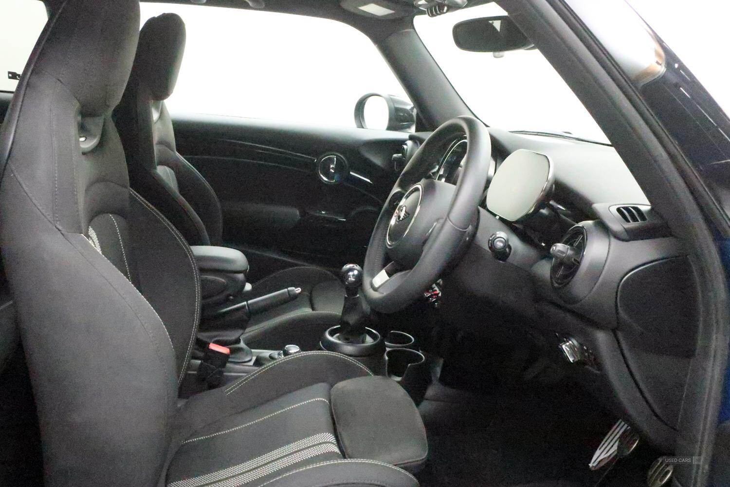 Apr 2022 MINI HATCHBACK 1.5 Cooper Sport 3dr