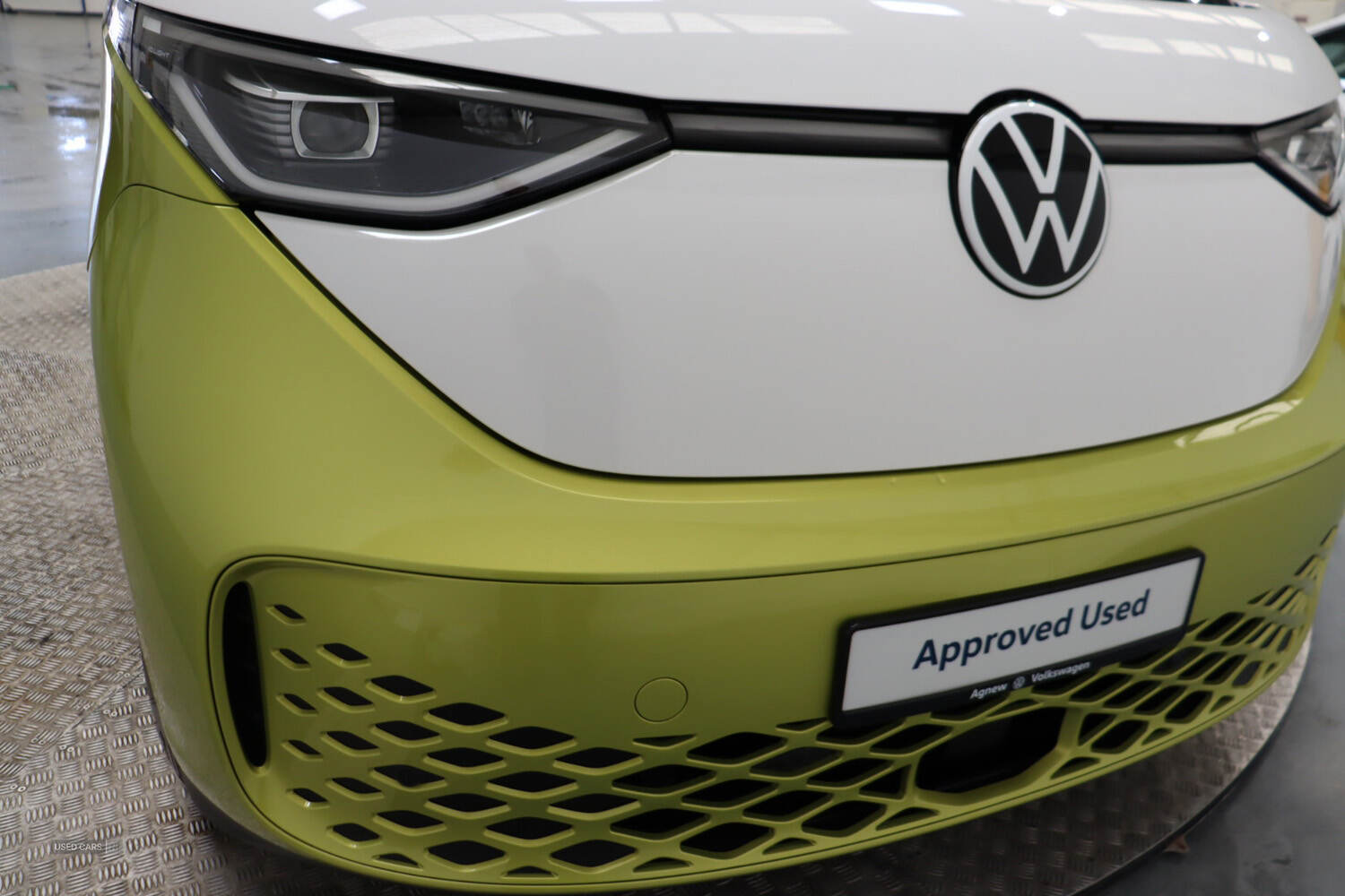 Nov 2024 Volkswagen ID. Buzz 150kW Style Pro 77kWh 5dr Auto