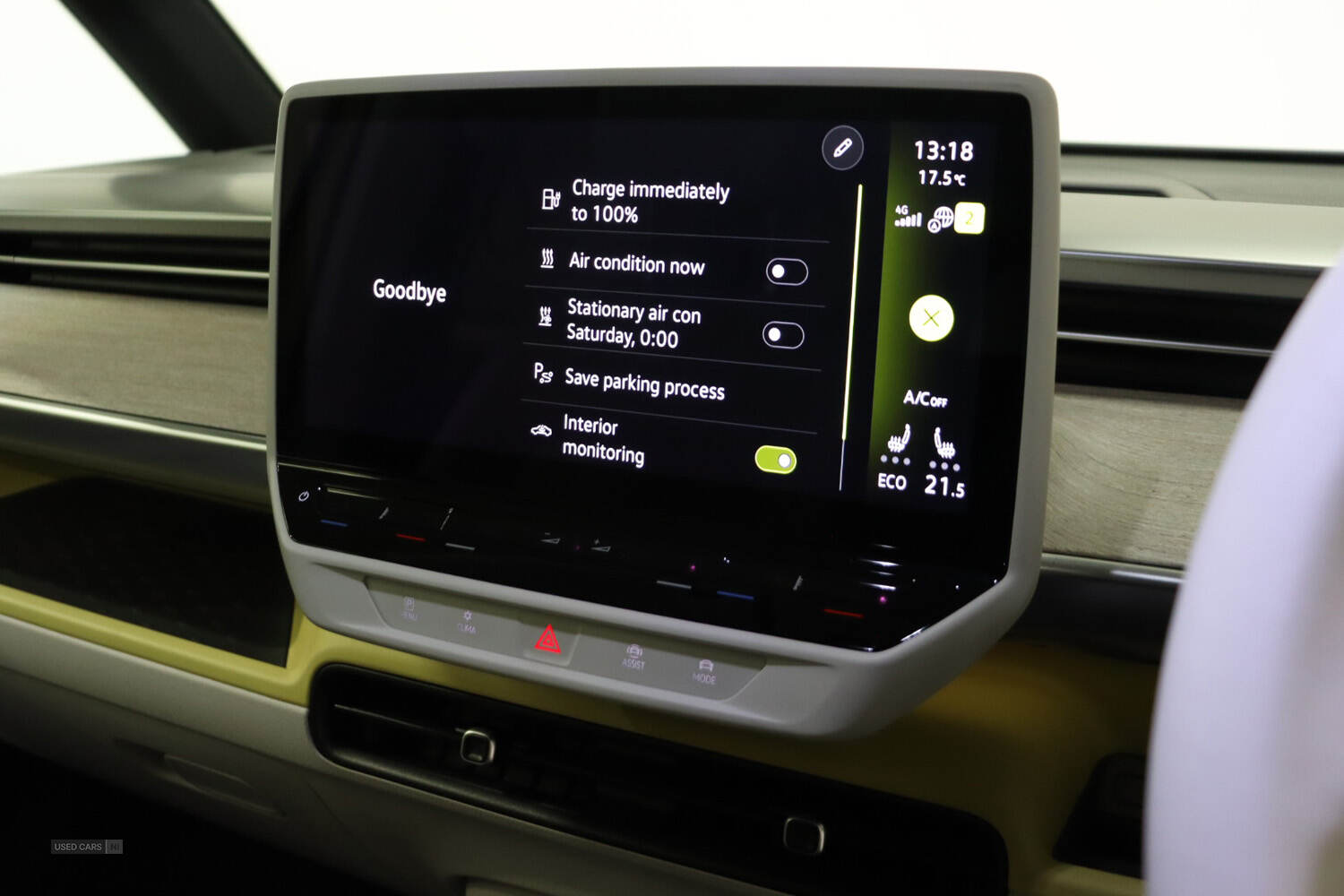 Nov 2024 Volkswagen ID. Buzz 150kW Style Pro 77kWh 5dr Auto