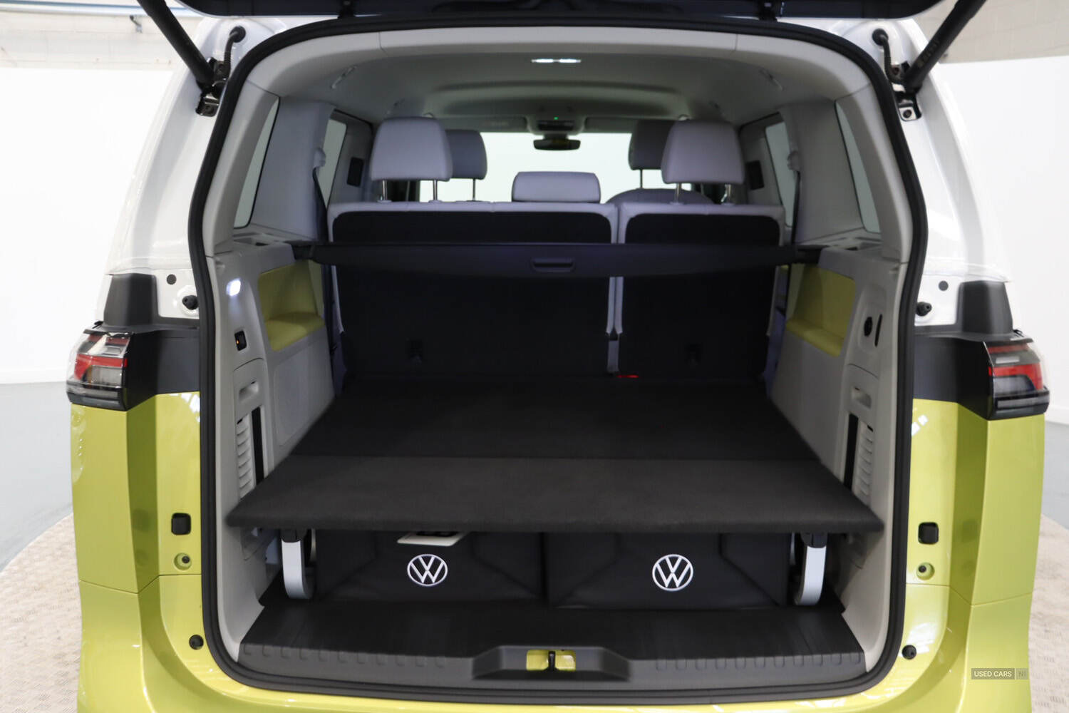 Nov 2024 Volkswagen ID. Buzz 150kW Style Pro 77kWh 5dr Auto