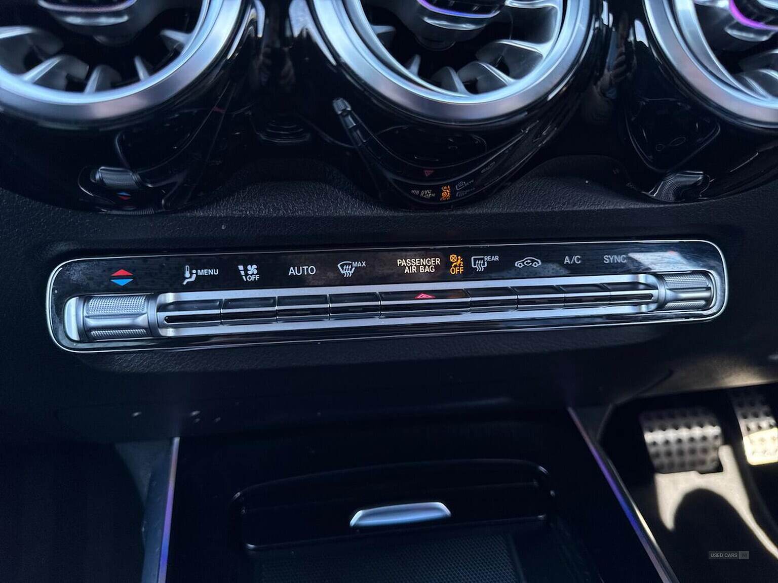 Jul 2022 Mercedes-Benz GLB 200 Amg Line Premium 5Dr 7G-Tronic