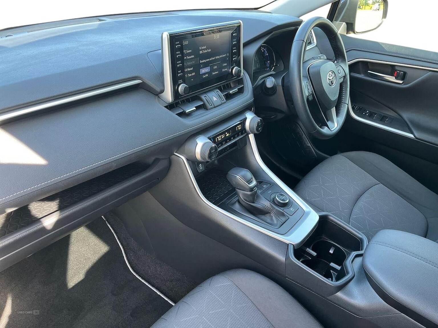 Jan 2022 Toyota RAV4 2.5 Vvt-I Hybrid Design 5Dr Cvt