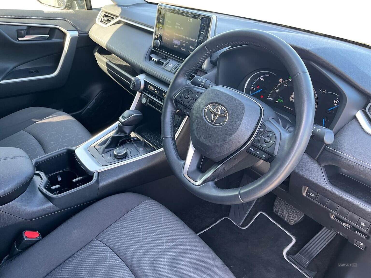 Jan 2022 Toyota RAV4 2.5 Vvt-I Hybrid Design 5Dr Cvt