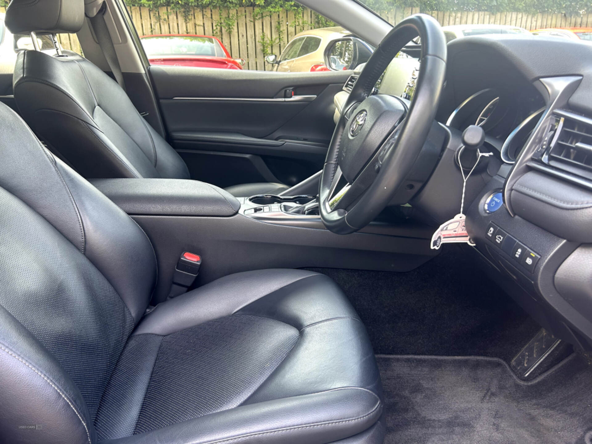 Aug 2021 Toyota Camry 2.5 VVT-i Hybrid Design 4dr CVT