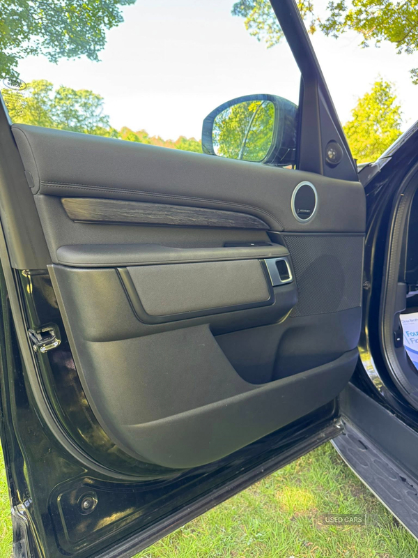Land Rover Discovery DIESEL SW in Armagh