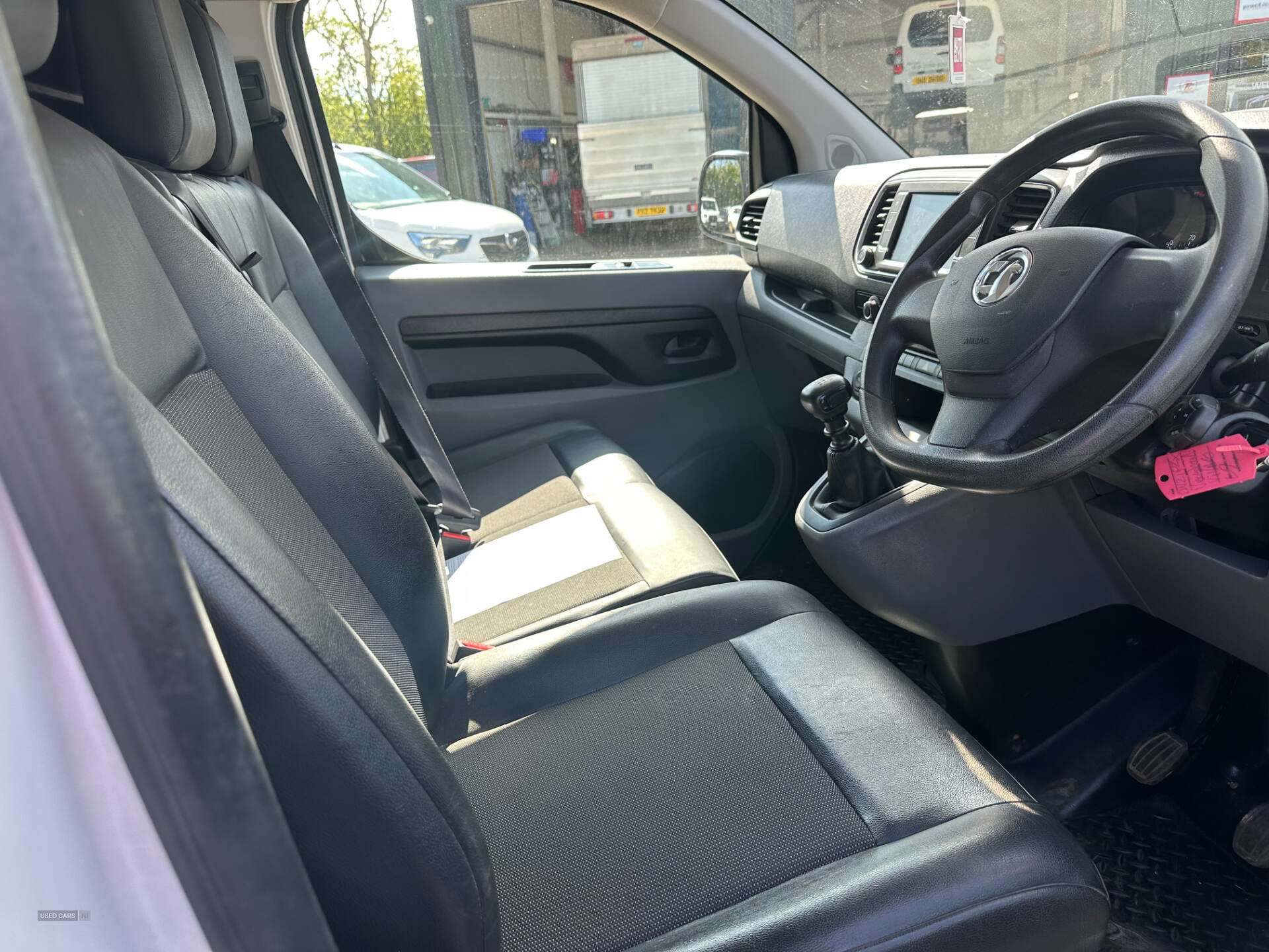 Apr 2021 Vauxhall Vivaro 2900 1.5d 100PS Sportive H1 Van