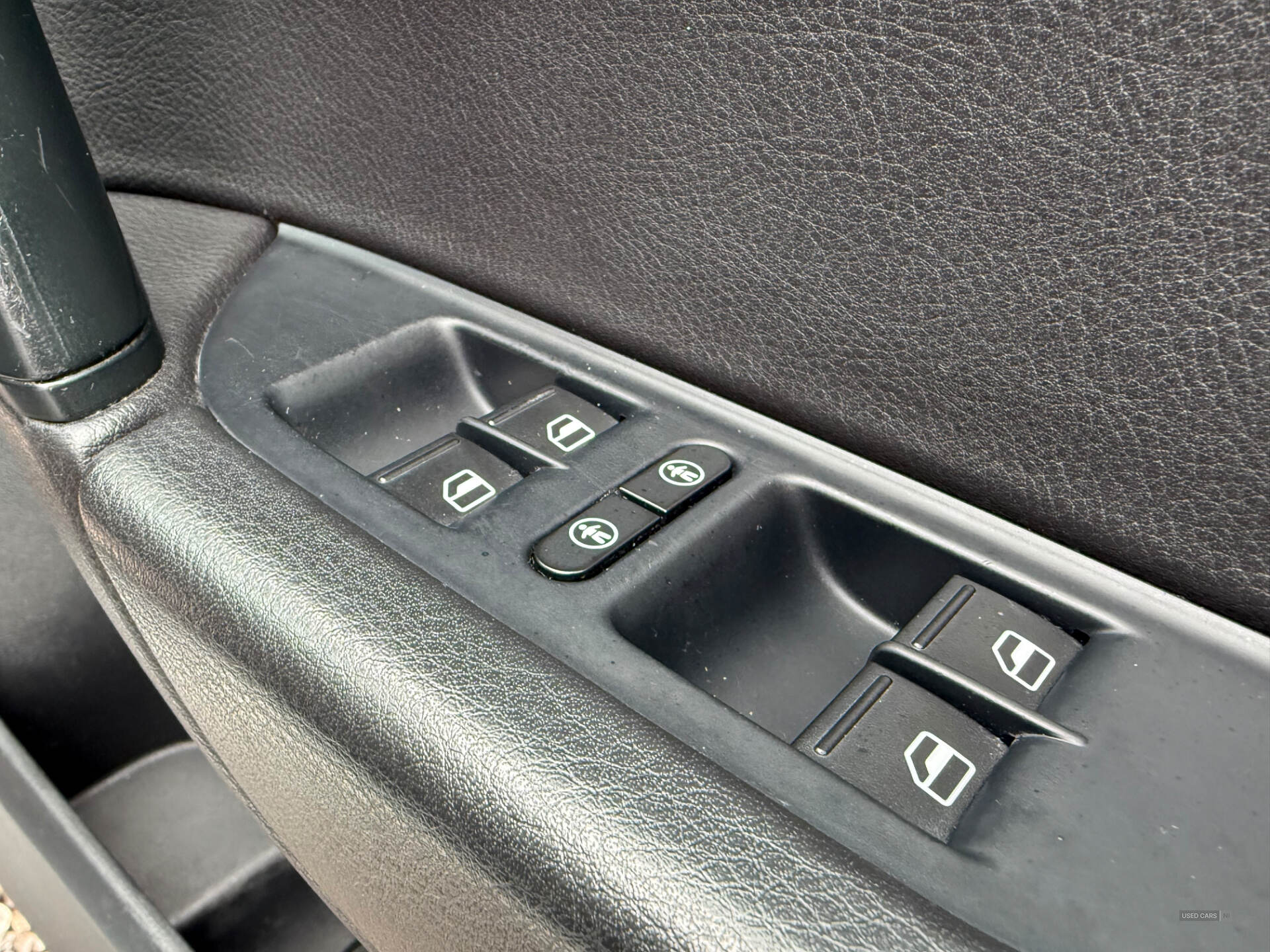 Car Thumbnail 7