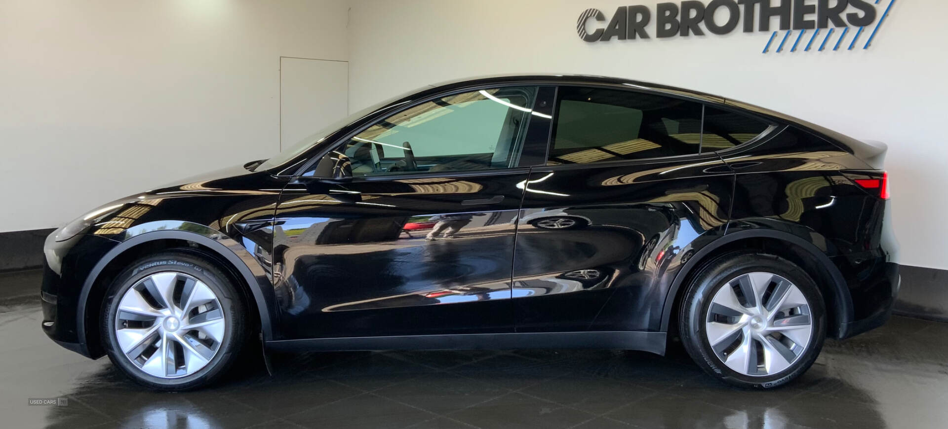 Dec 2022 TESLA Model Y Long Range AWD 5dr Auto