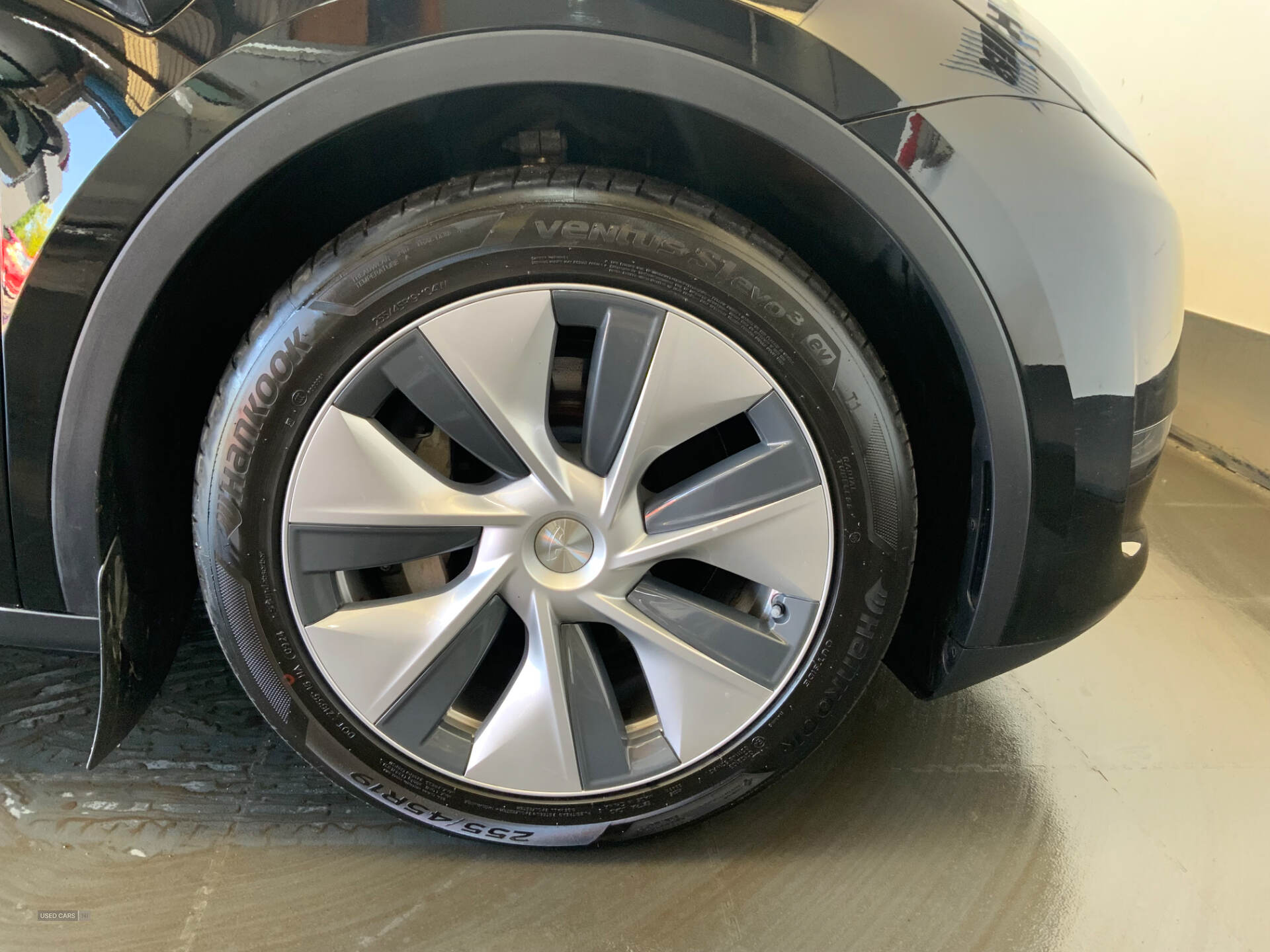 Dec 2022 TESLA Model Y Long Range AWD 5dr Auto