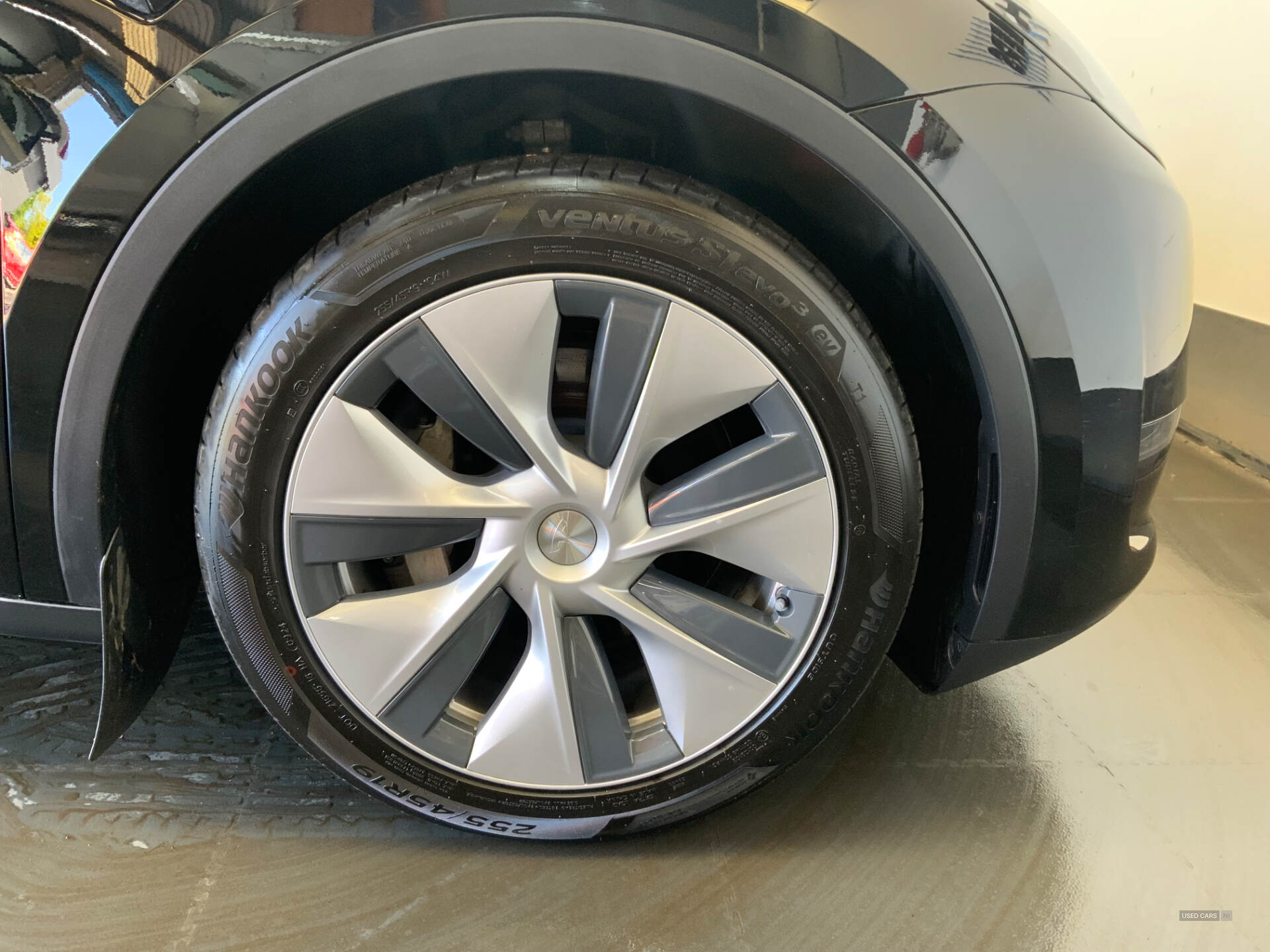 Dec 2022 TESLA Model Y Long Range AWD 5dr Auto