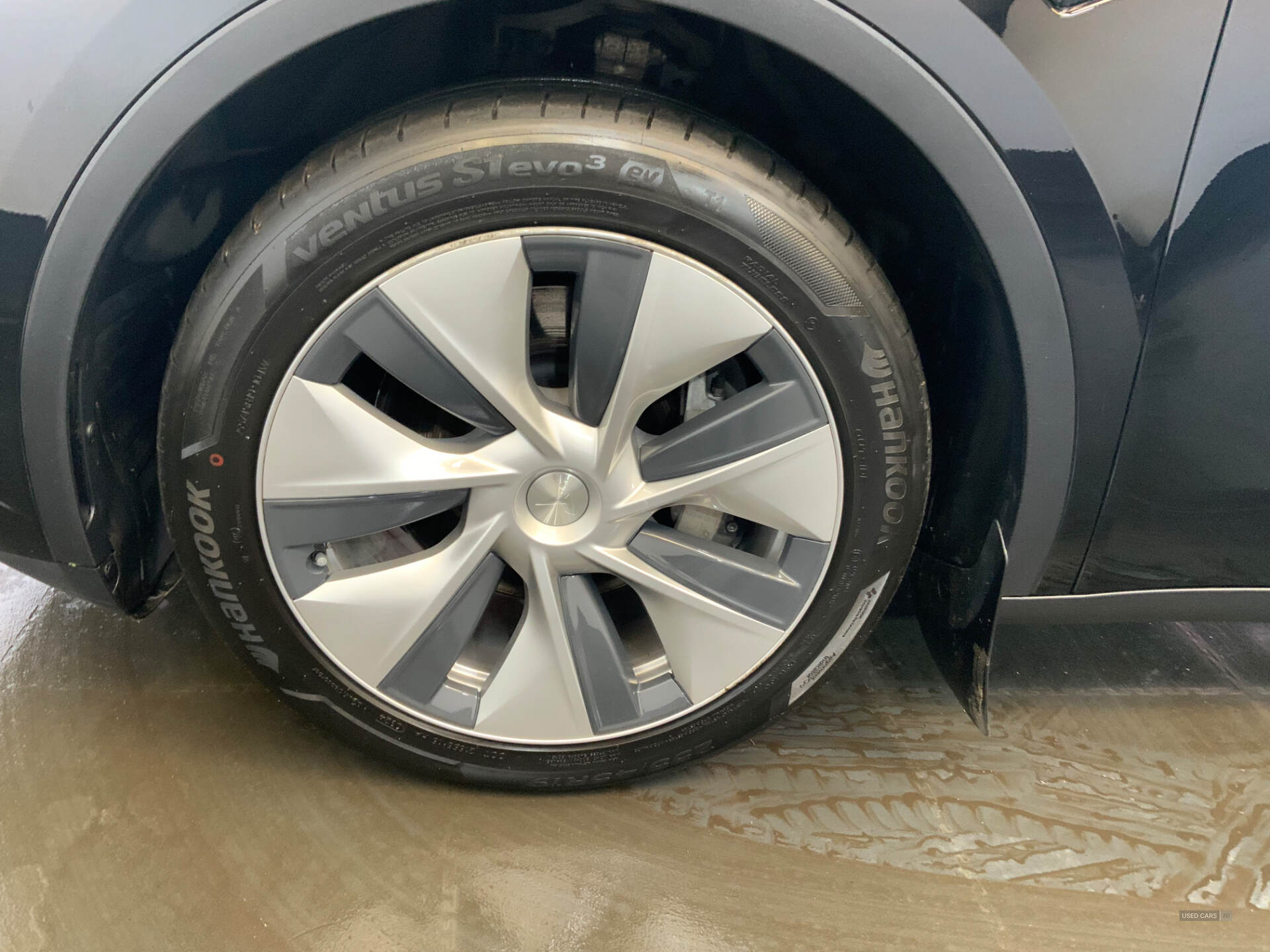 Dec 2022 TESLA Model Y Long Range AWD 5dr Auto