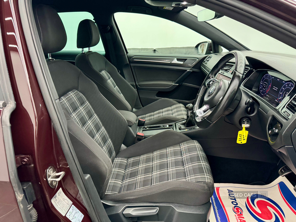 Volkswagen Golf DIESEL HATCHBACK in Derry / Londonderry