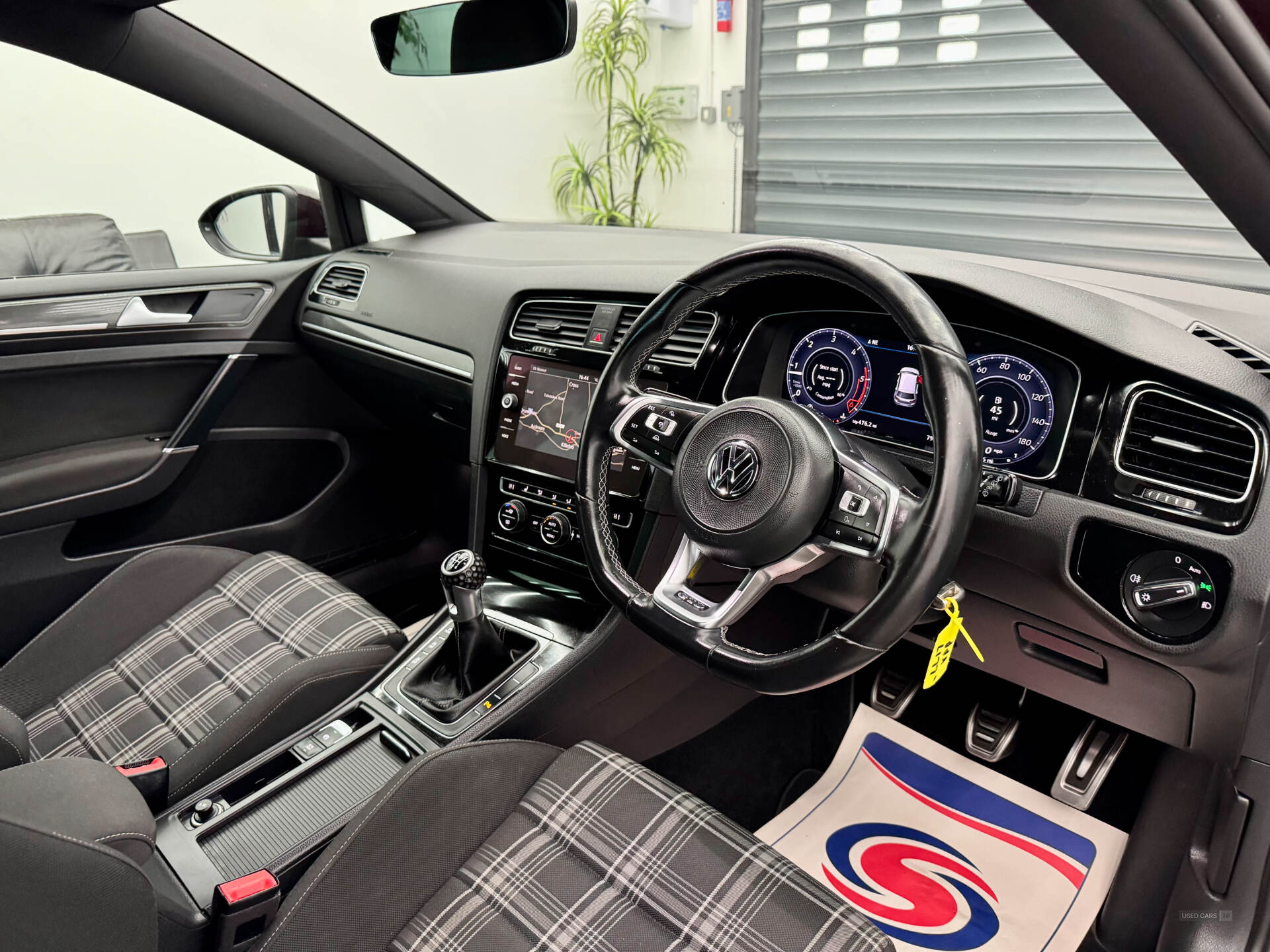 Volkswagen Golf DIESEL HATCHBACK in Derry / Londonderry