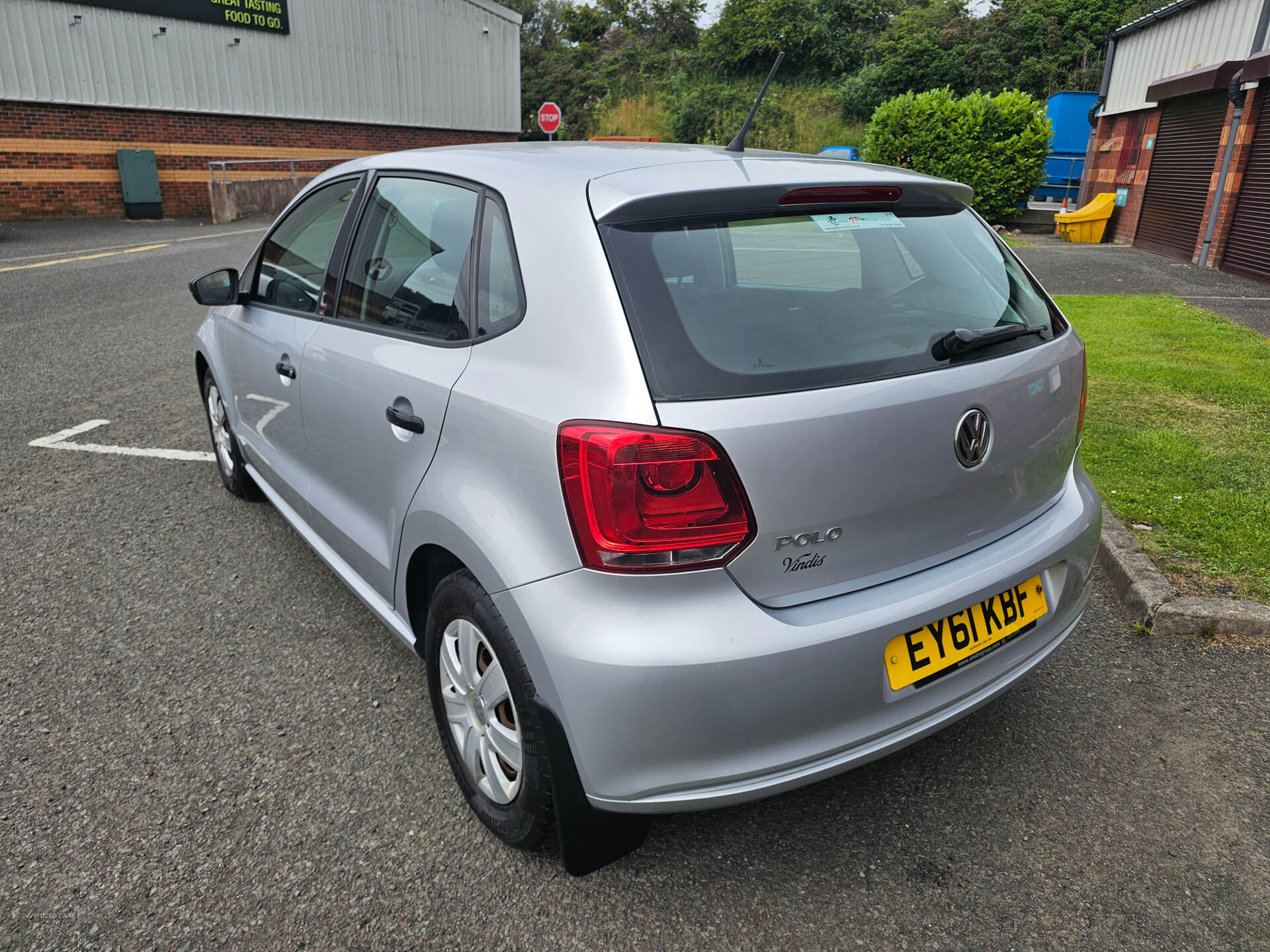Volkswagen Polo HATCHBACK in Down