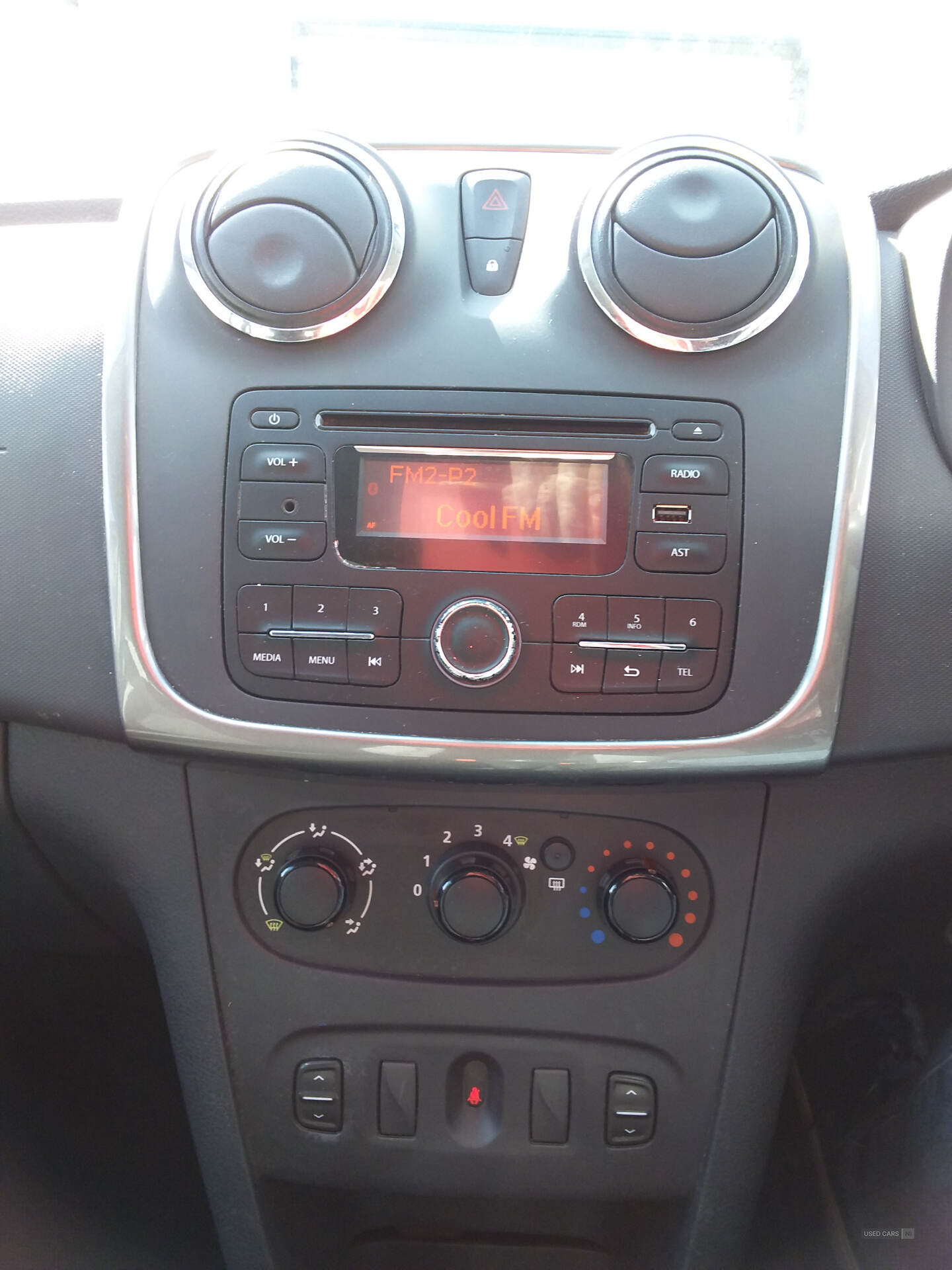 Jun 2016 Dacia Logan 0.9 TCe Ambiance 5dr [Start Stop]