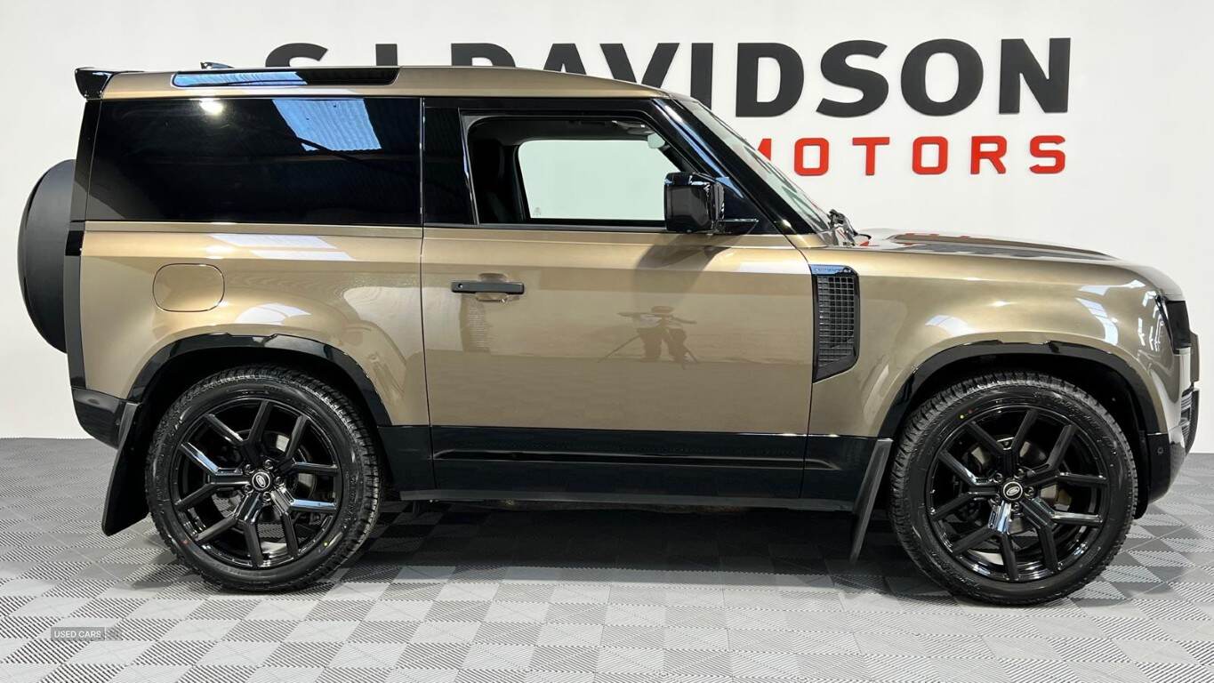 Jul 2023 Land Rover Defender 3.0 D250 Hard Top Auto