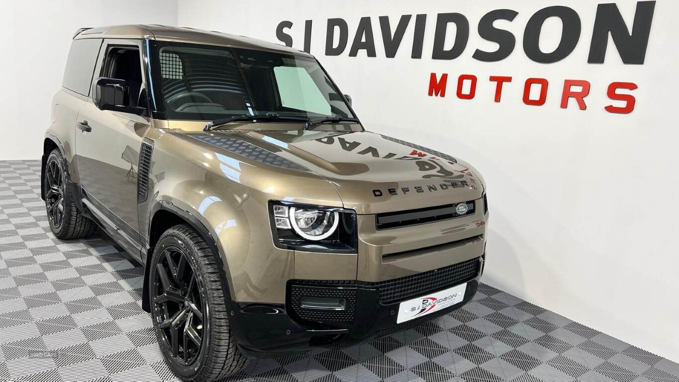 Jul 2023 Land Rover Defender 3.0 D250 Hard Top Auto