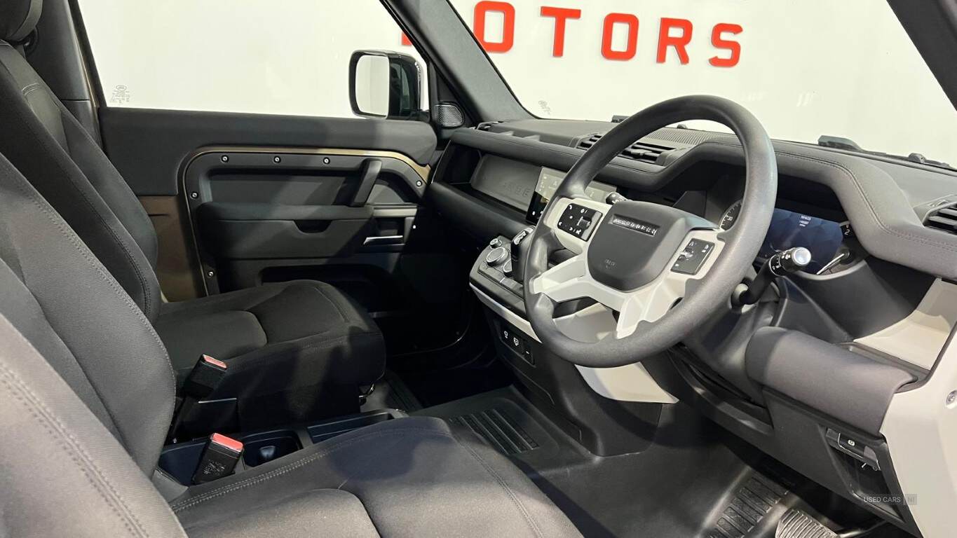 Jul 2023 Land Rover Defender 3.0 D250 Hard Top Auto
