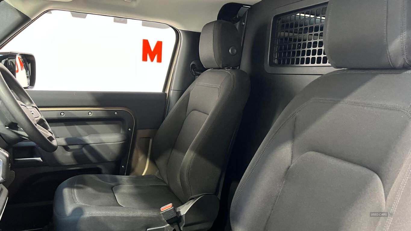 Jul 2023 Land Rover Defender 3.0 D250 Hard Top Auto