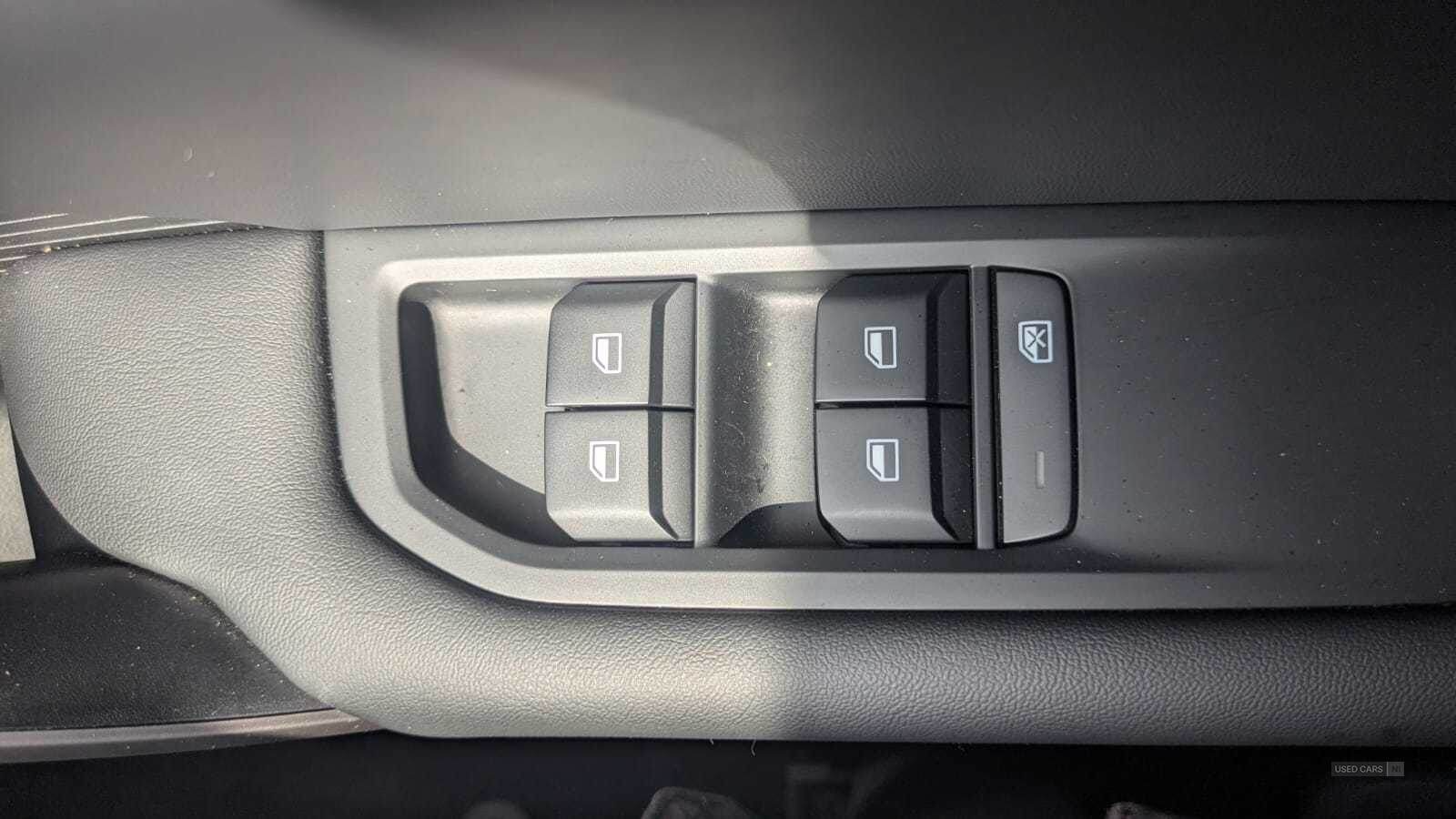 Jan 2025 MG MG4 125kW SE EV 51kWh 5dr Auto