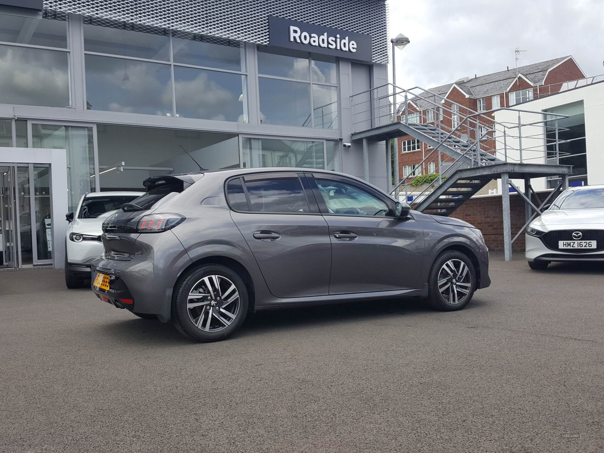 Jun 2022 Peugeot 208 1.2 PureTech 100 Allure Premium 5dr