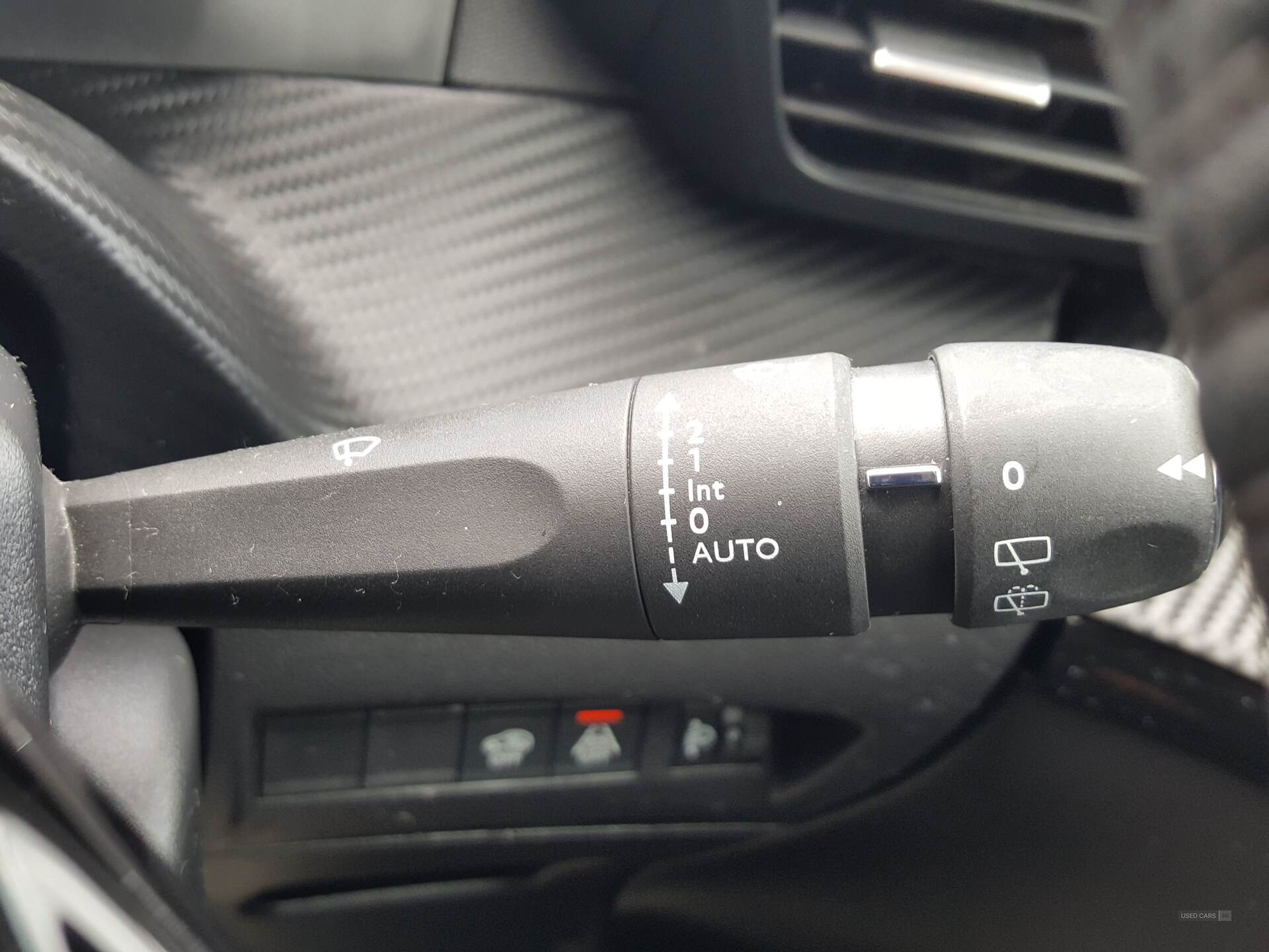 Jun 2022 Peugeot 208 1.2 PureTech 100 Allure Premium 5dr