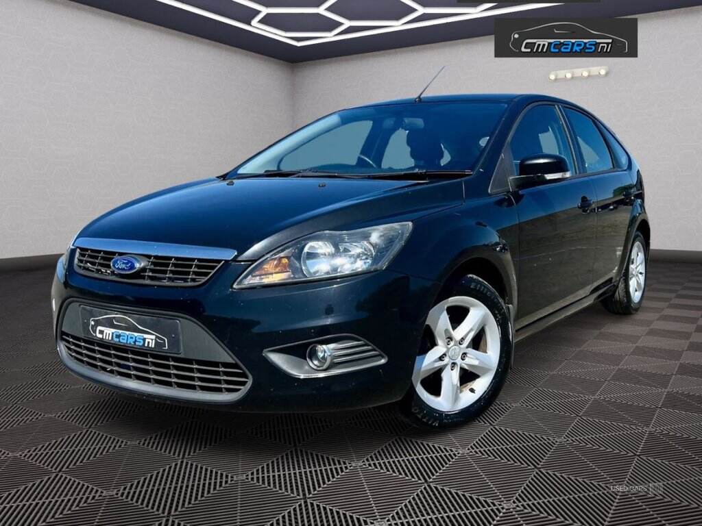 Nov 2010 Ford Focus 1.6 Zetec 5dr