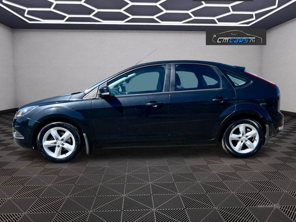 Nov 2010 Ford Focus 1.6 Zetec 5dr