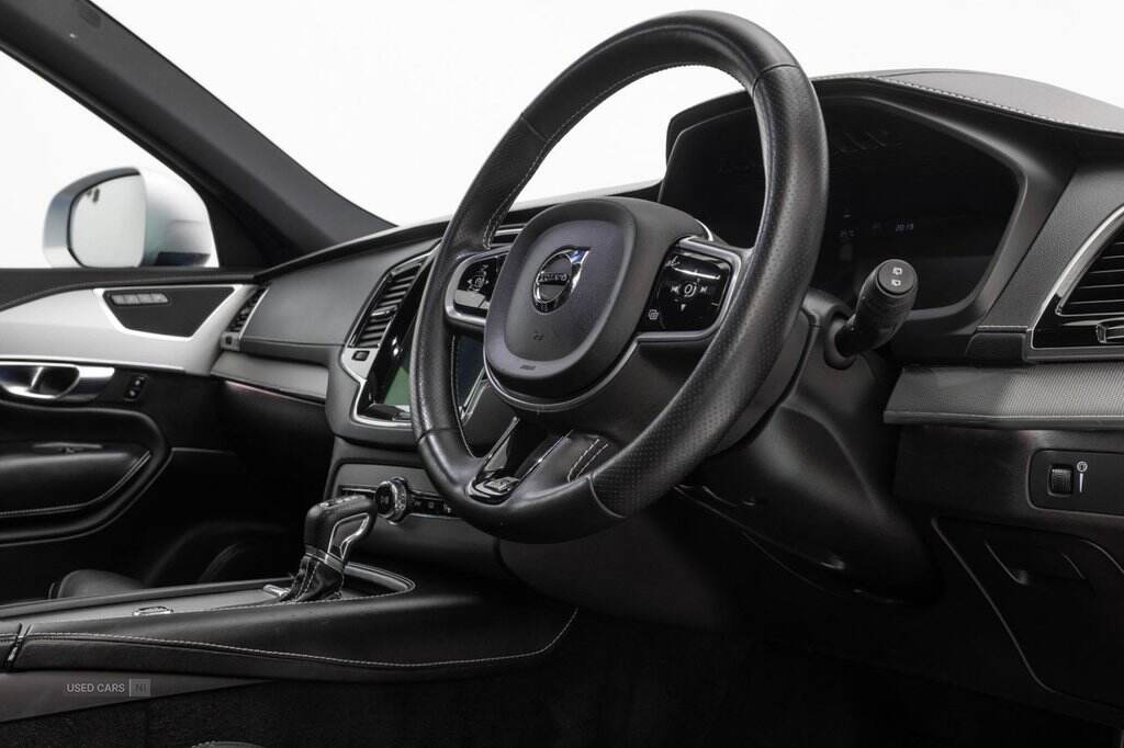 Jun 2018 Volvo XC90 2.0 D5 PowerPulse R DESIGN 5dr AWD Geartronic