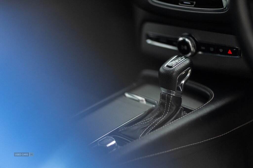 Jun 2018 Volvo XC90 2.0 D5 PowerPulse R DESIGN 5dr AWD Geartronic