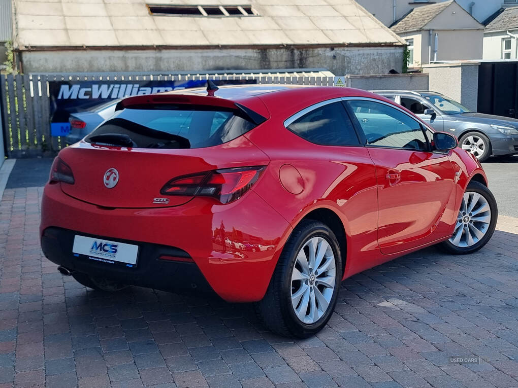Apr 2015 Vauxhall Astra GTC 2.0 CDTi 16V SRi 3dr