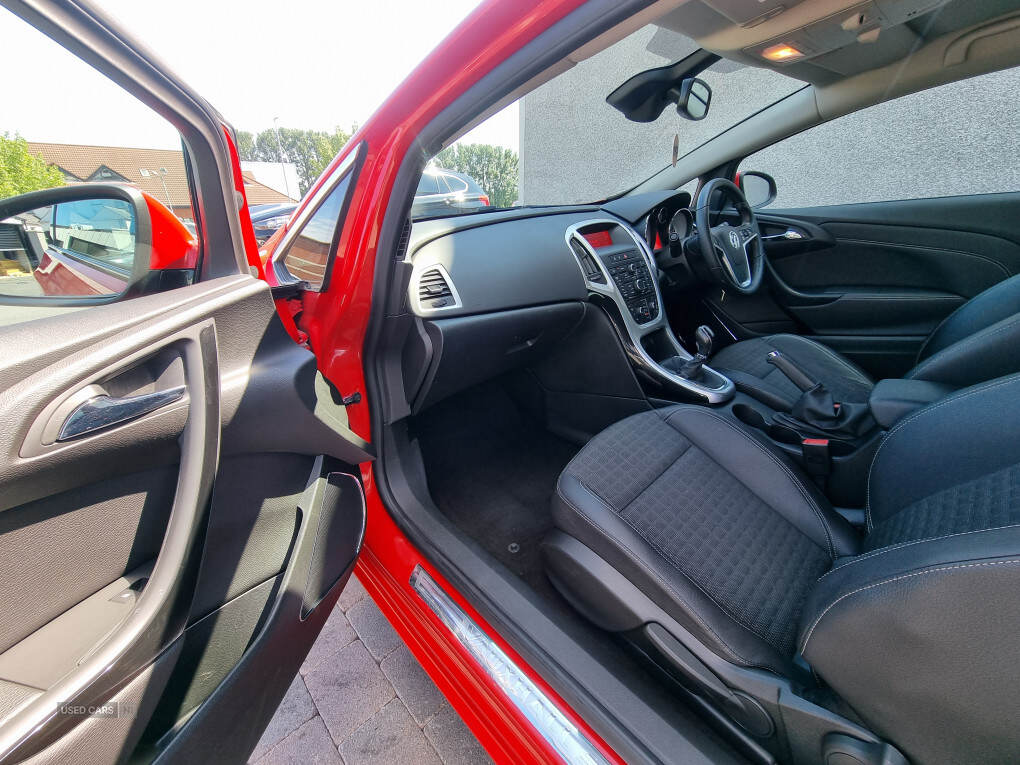 Apr 2015 Vauxhall Astra GTC 2.0 CDTi 16V SRi 3dr
