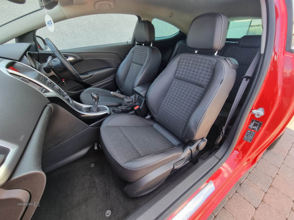Apr 2015 Vauxhall Astra GTC 2.0 CDTi 16V SRi 3dr
