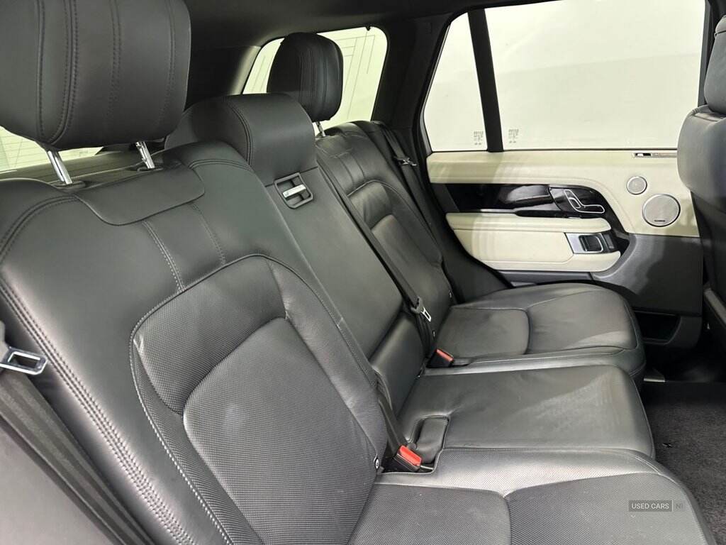 Mar 2021 Land Rover Range Rover 3.0 D300 Vogue SE 4dr Auto