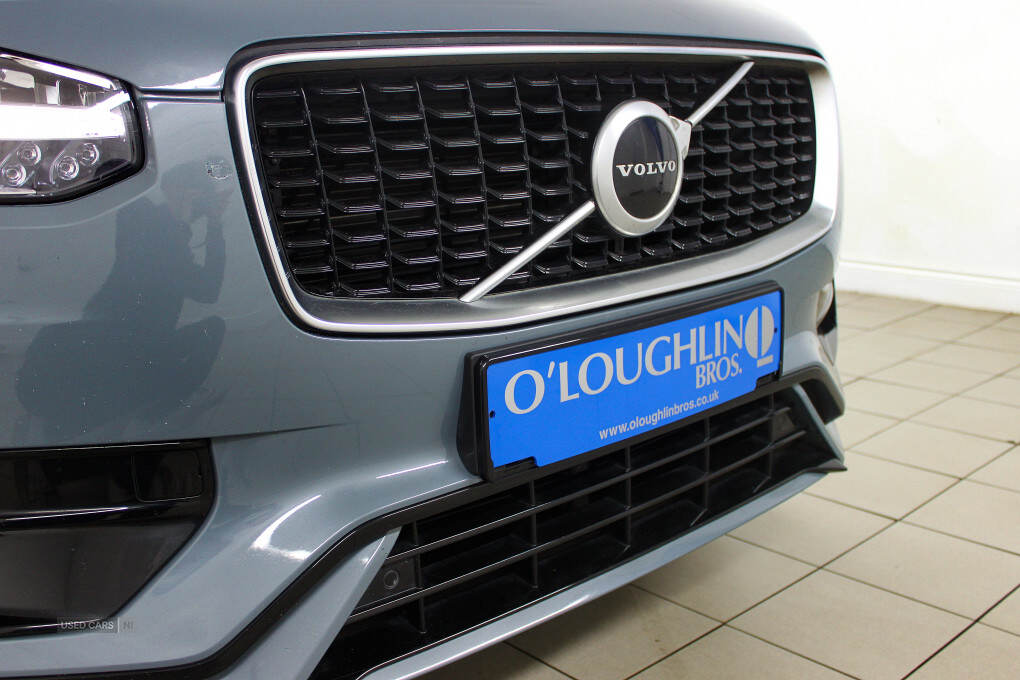 Mar 2020 Volvo XC90 R-Design B5 AWD Auto
