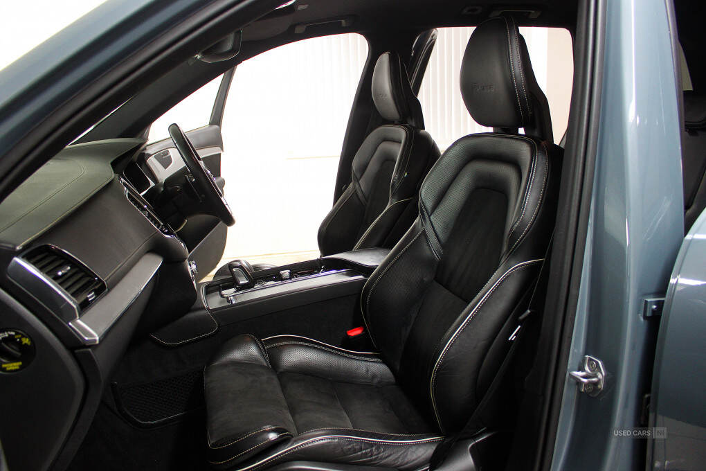Mar 2020 Volvo XC90 R-Design B5 AWD Auto