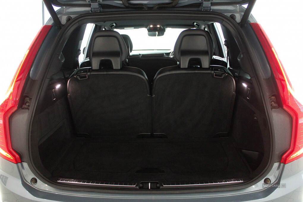 Mar 2020 Volvo XC90 R-Design B5 AWD Auto