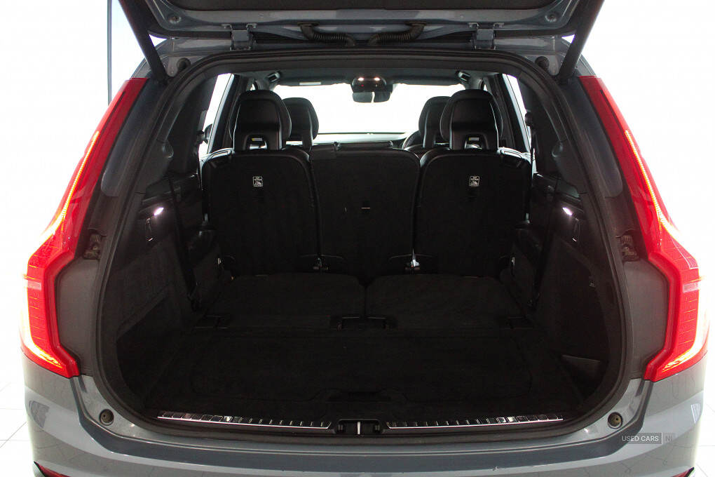 Mar 2020 Volvo XC90 R-Design B5 AWD Auto
