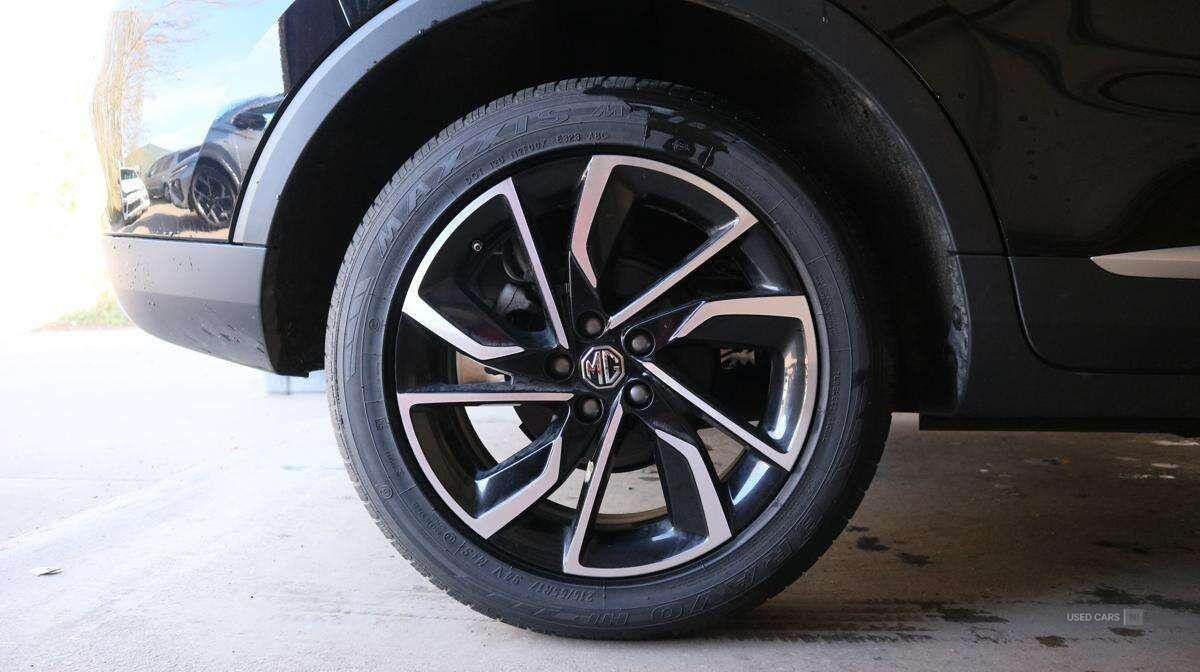 Jun 2024 MG MG ZS 1.5 VTi-TECH Exclusive 5dr