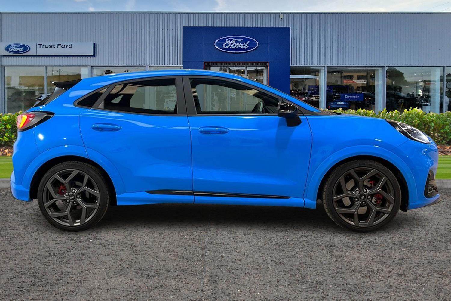 Oct 2023 Ford Puma 1.0 EcoBoost Hybrid mHEV ST 5dr DCT