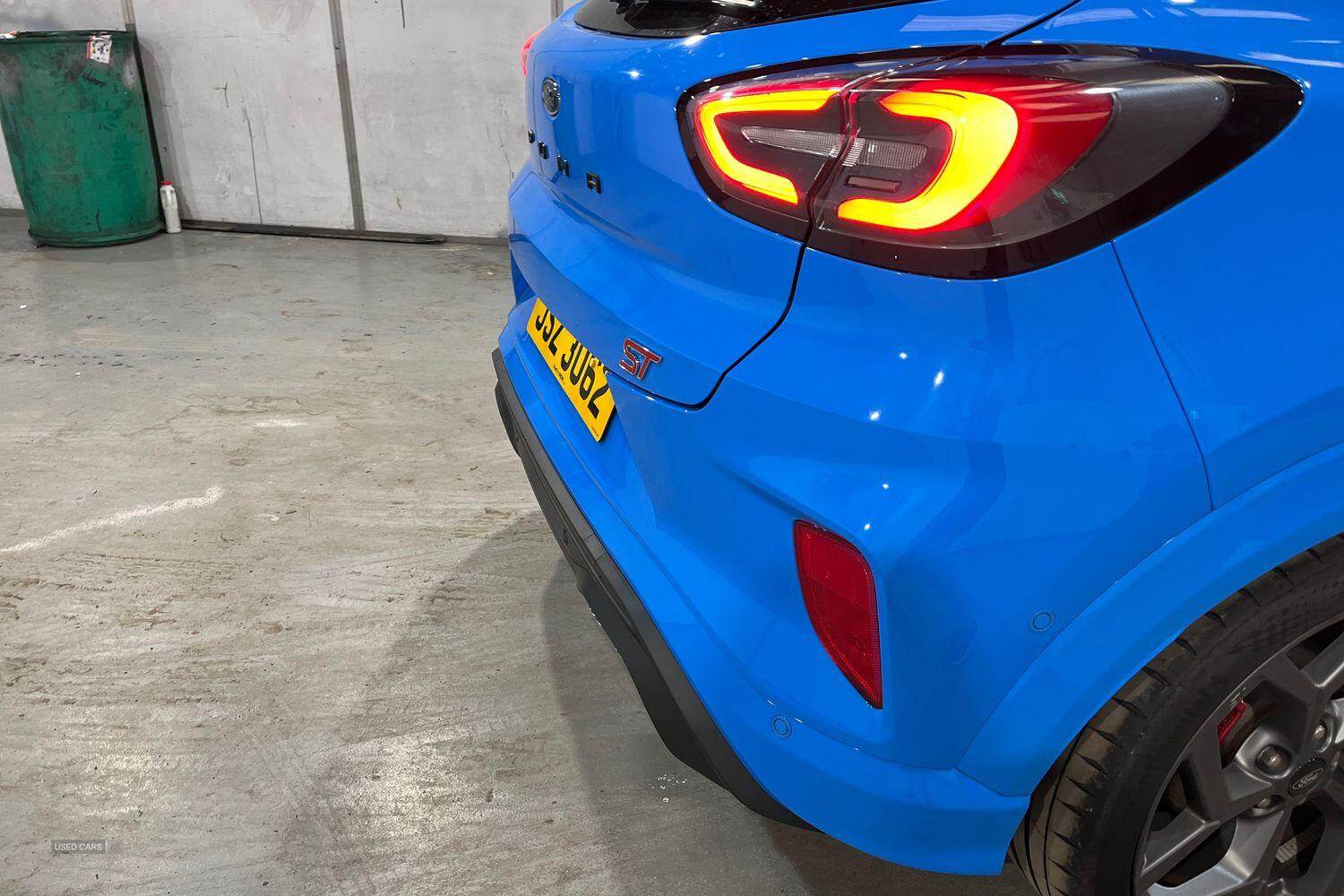 Oct 2023 Ford Puma 1.0 EcoBoost Hybrid mHEV ST 5dr DCT