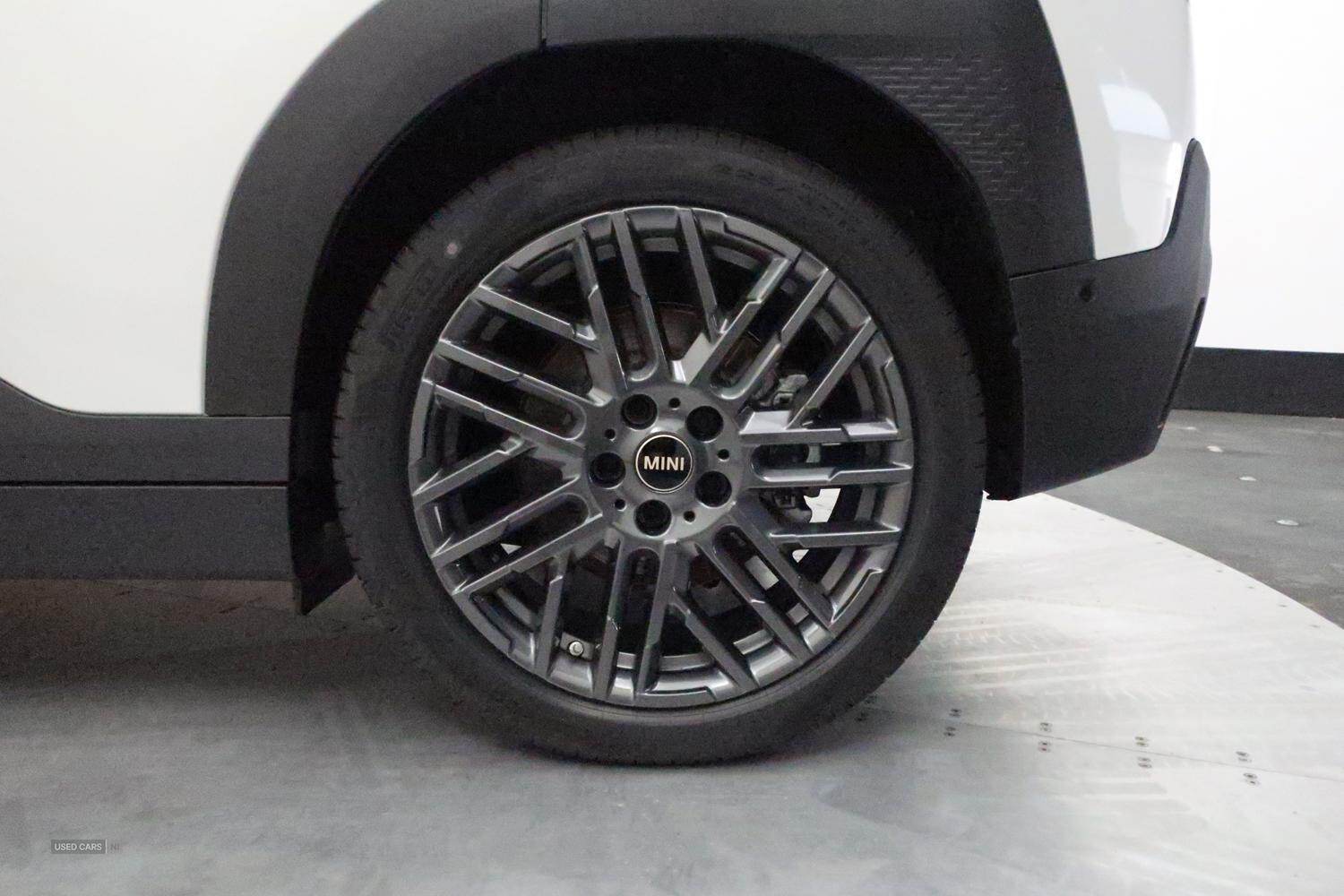 Dec 2024 MINI HATCHBACK 160kW SE Classic 54kWh 5dr Auto