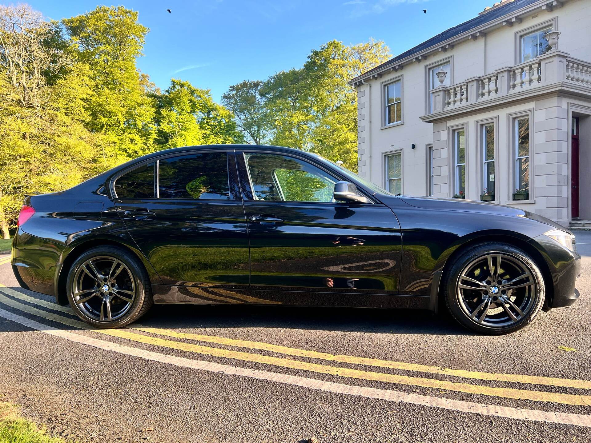 Mar 2014 BMW 3 Series 320d Luxury 4dr
