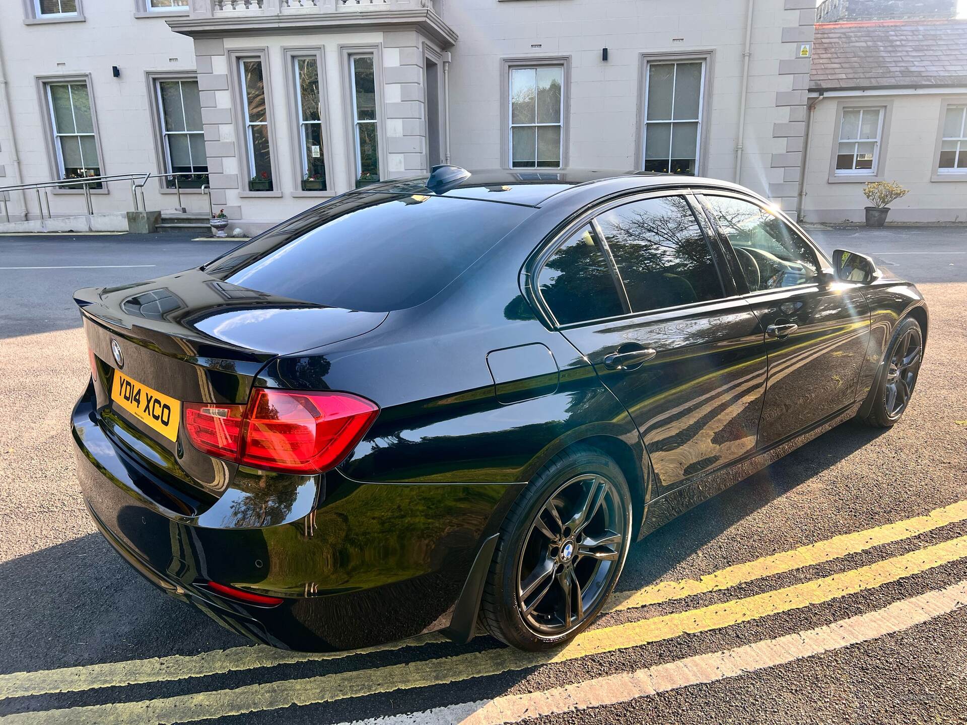 Mar 2014 BMW 3 Series 320d Luxury 4dr