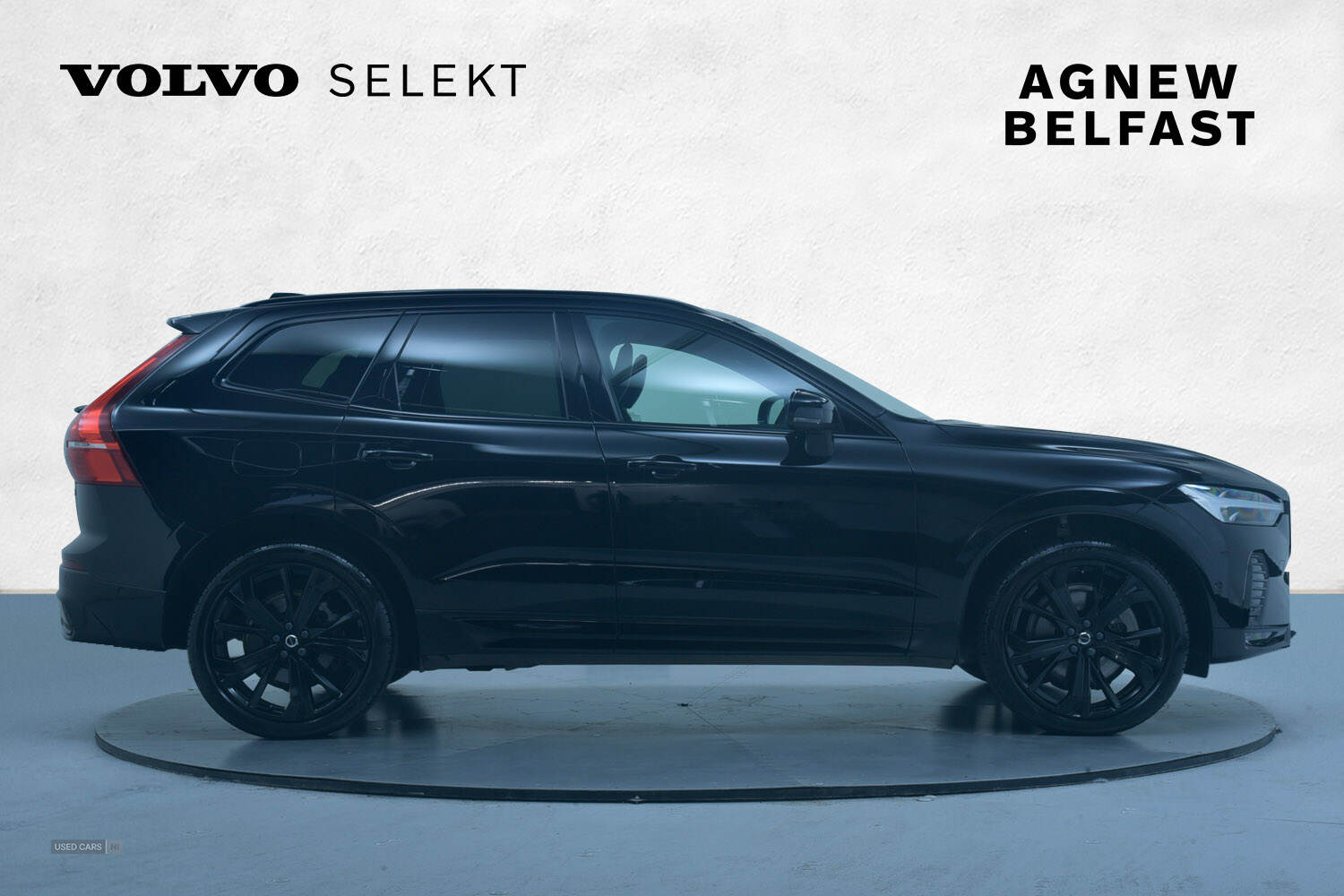 Oct 2024 Volvo XC60 2.0 B5P Plus Black Edition 5dr AWD Geartronic