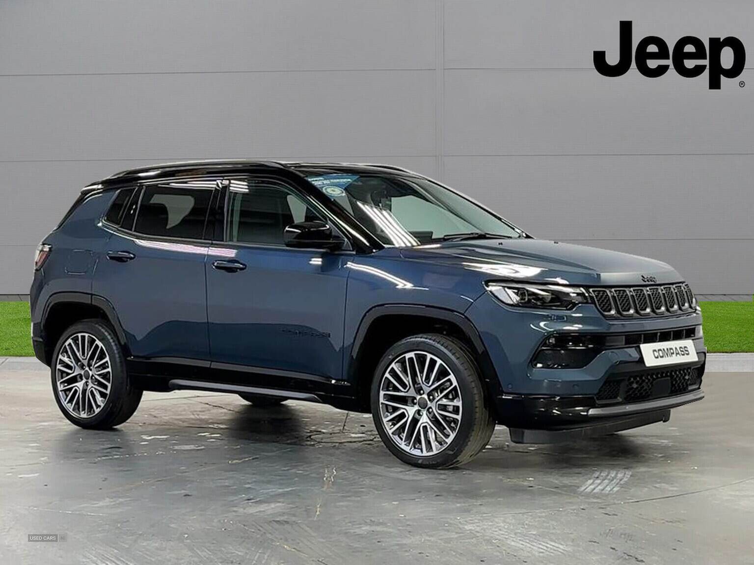 2025 Jeep Compass 1.5 T4 E-Torque Hybrid Summit 5Dr Dct