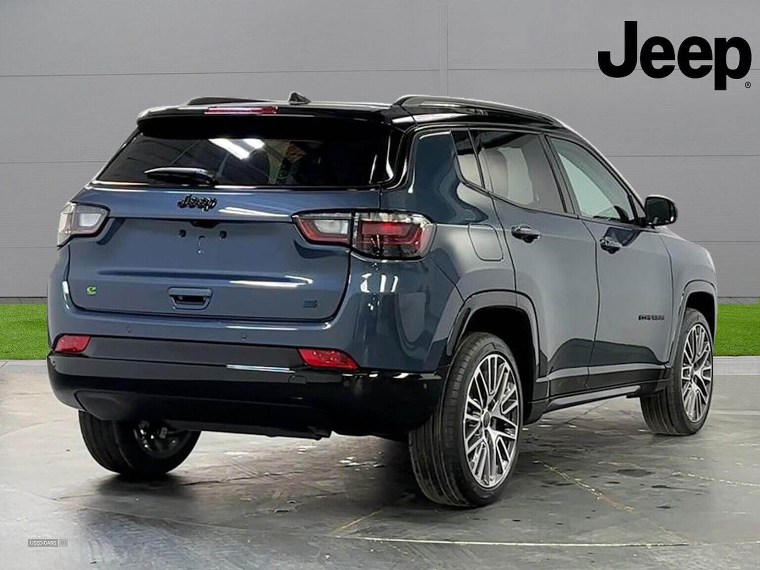 2025 Jeep Compass 1.5 T4 E-Torque Hybrid Summit 5Dr Dct